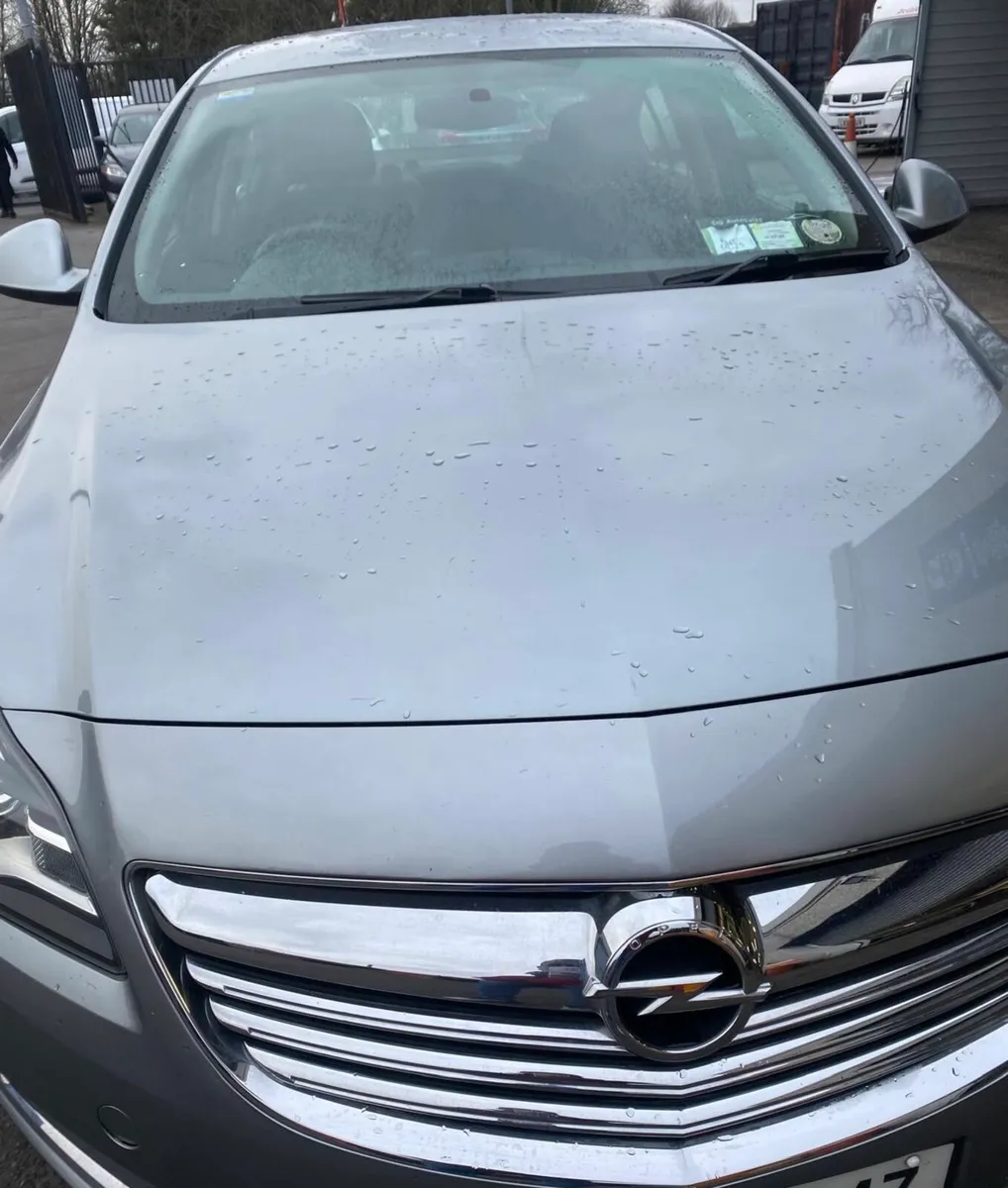 Opel Insignia Diesel 2015 - Image 1
