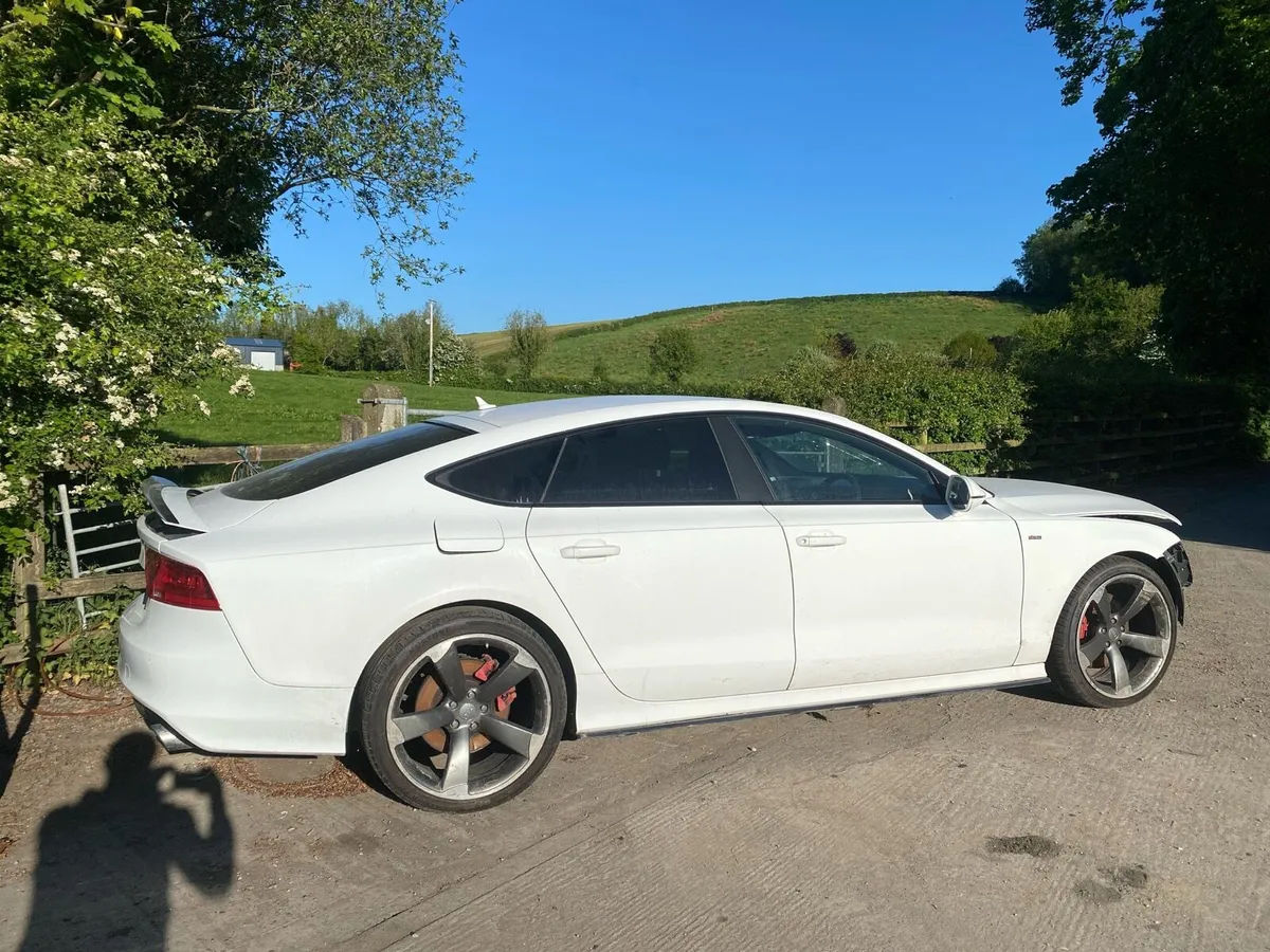 🟢2011 AUDI A7 BREAKING FOR PARTS - Image 1