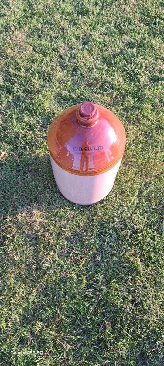Large  earthenware whiskey jug - Image 2