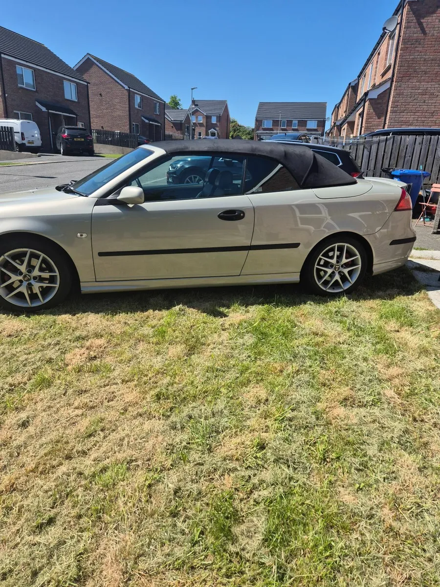 Saab 9-3 Aero convertible - Image 3