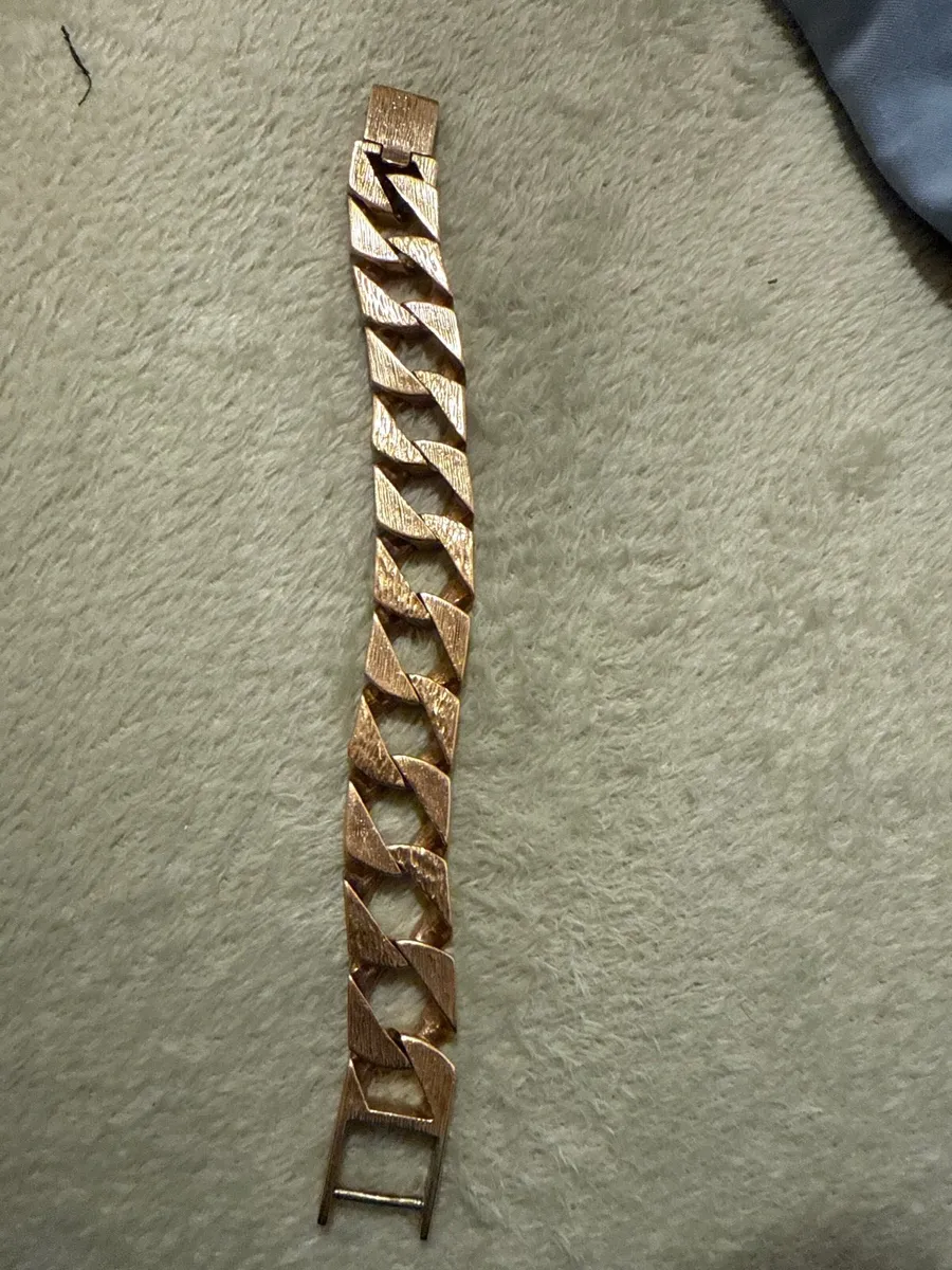 Gold - Image 3