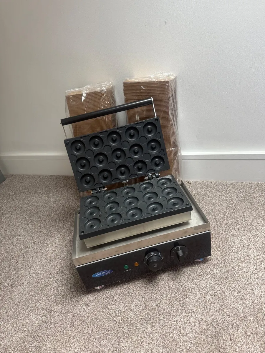 Maxima waffle / mini doughnut maker - Image 1