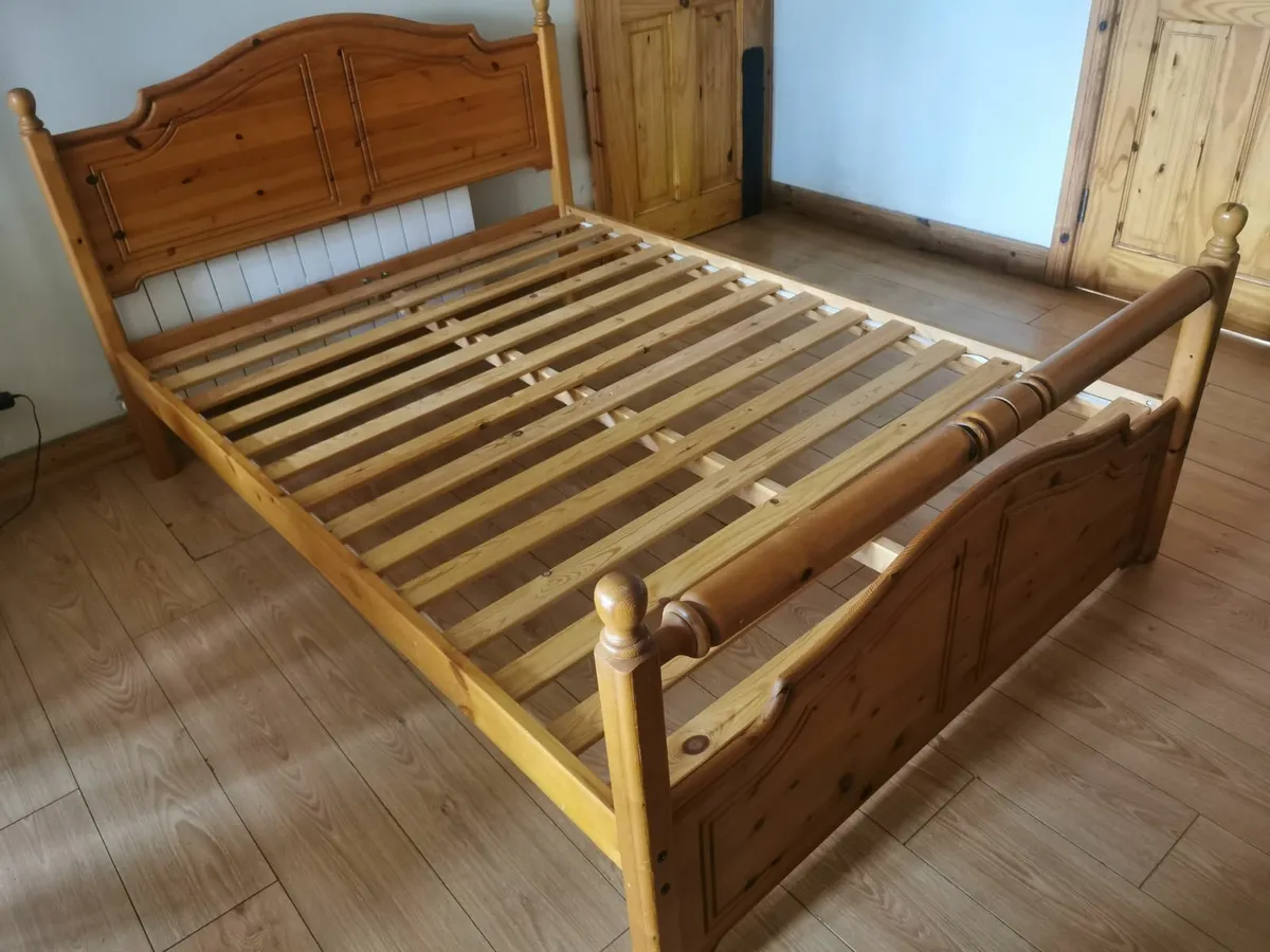 Solid Quality Sturdy Double size bed frame - Image 3