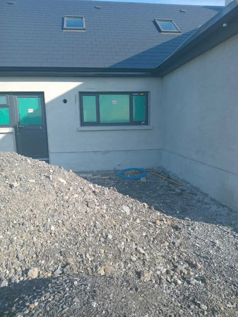 Plasterer - Image 2