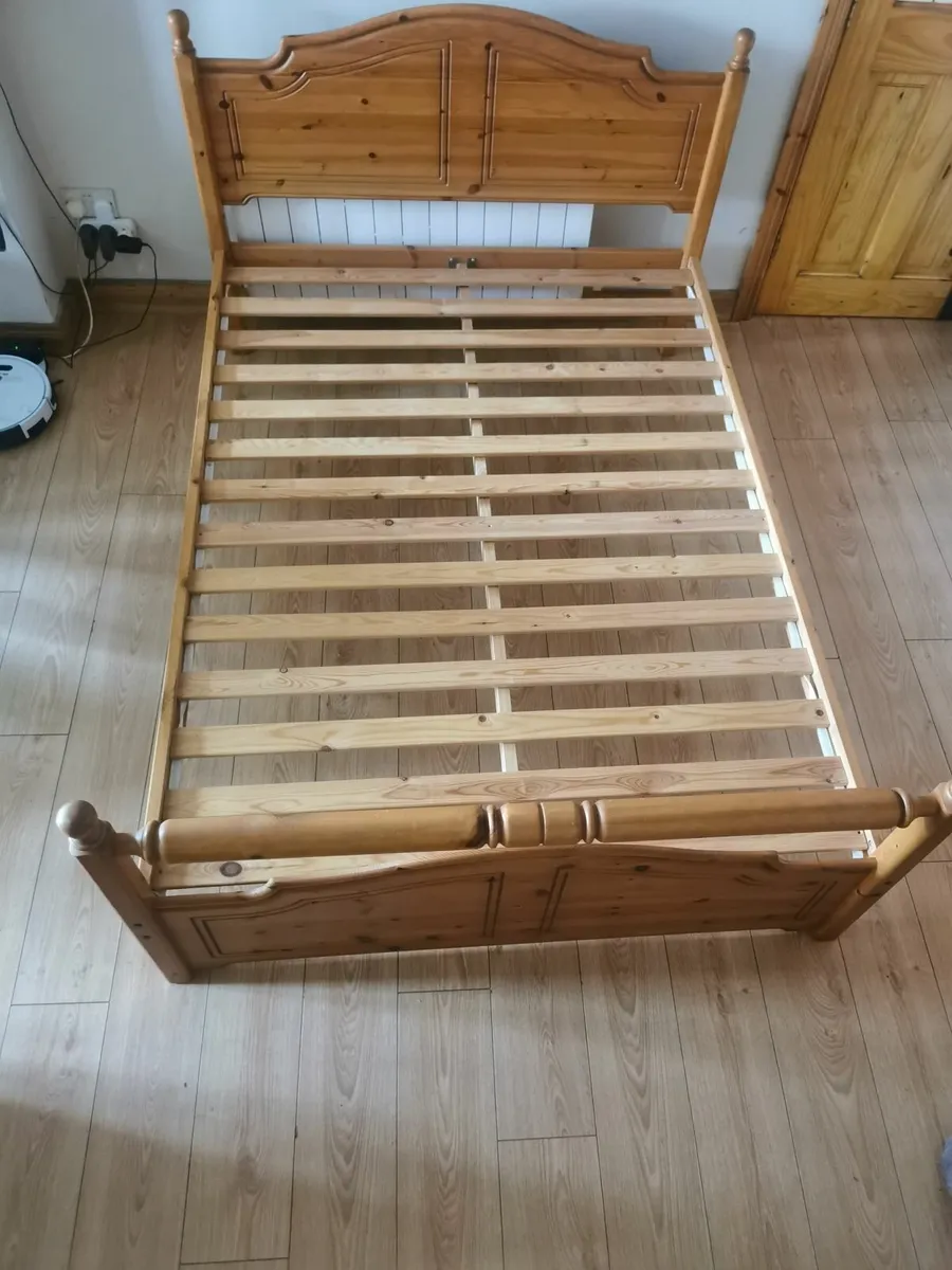 Solid Quality Sturdy Double size bed frame - Image 1