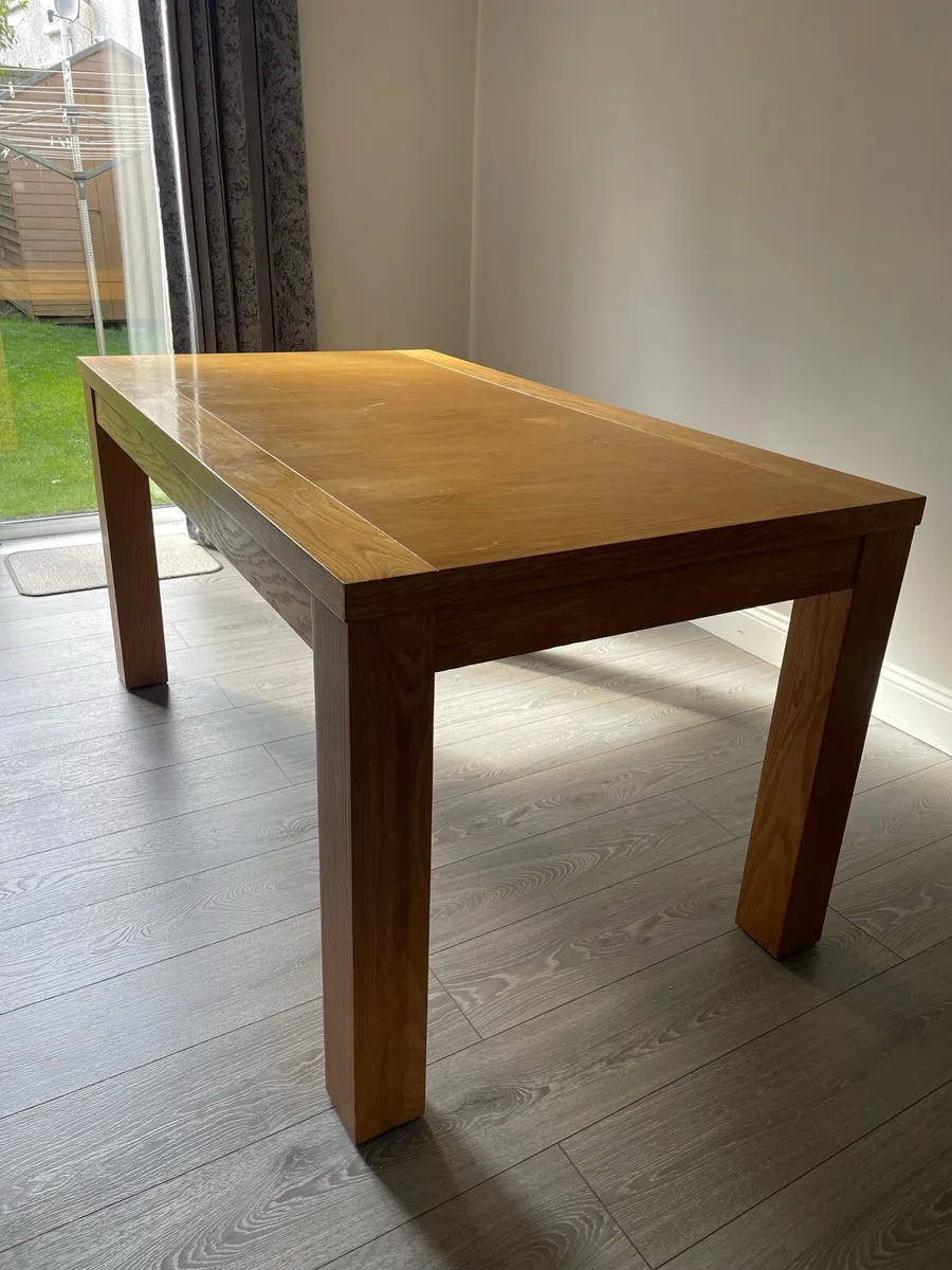Dining table - Image 2