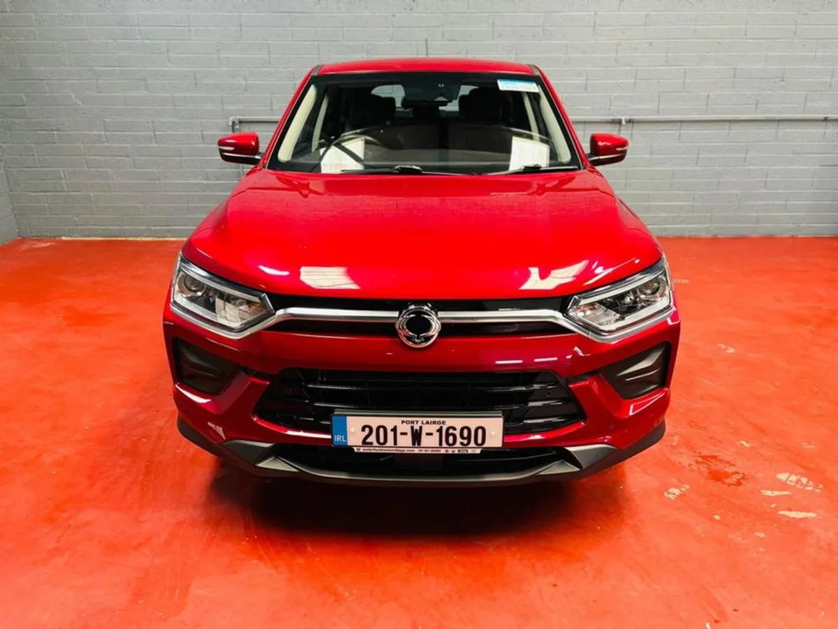 Ssangyong Korando ES 1.6 DSL MT 2WD 4DR 5DR - Image 2