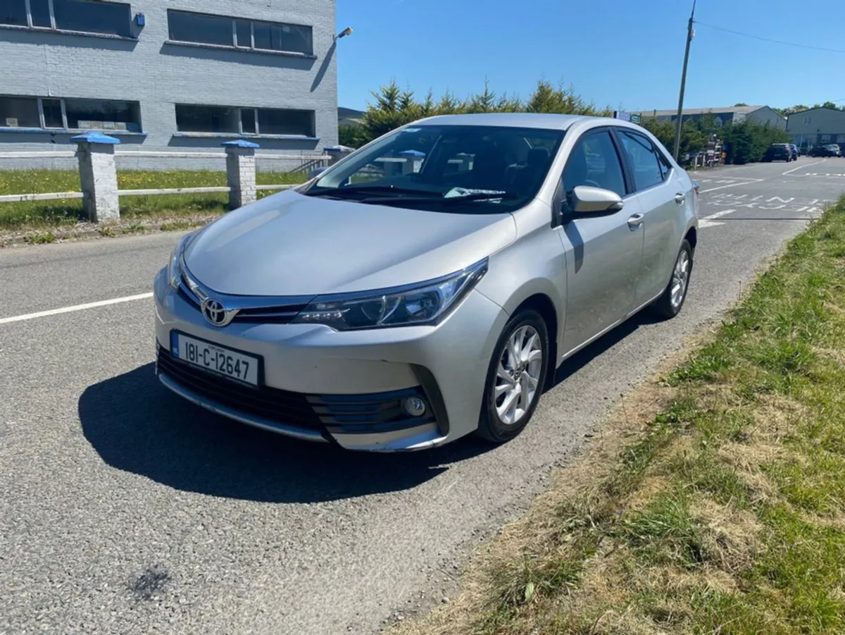 Toyota Corolla 1.4 D-4d Luna 4DR - Image 2