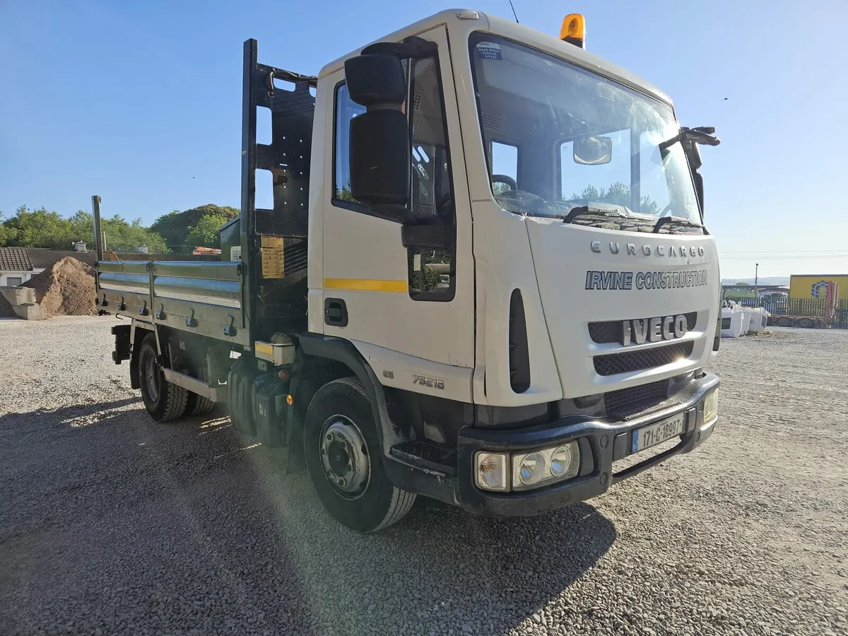 2017 Iveco 75E 160 Tipper - Image 1