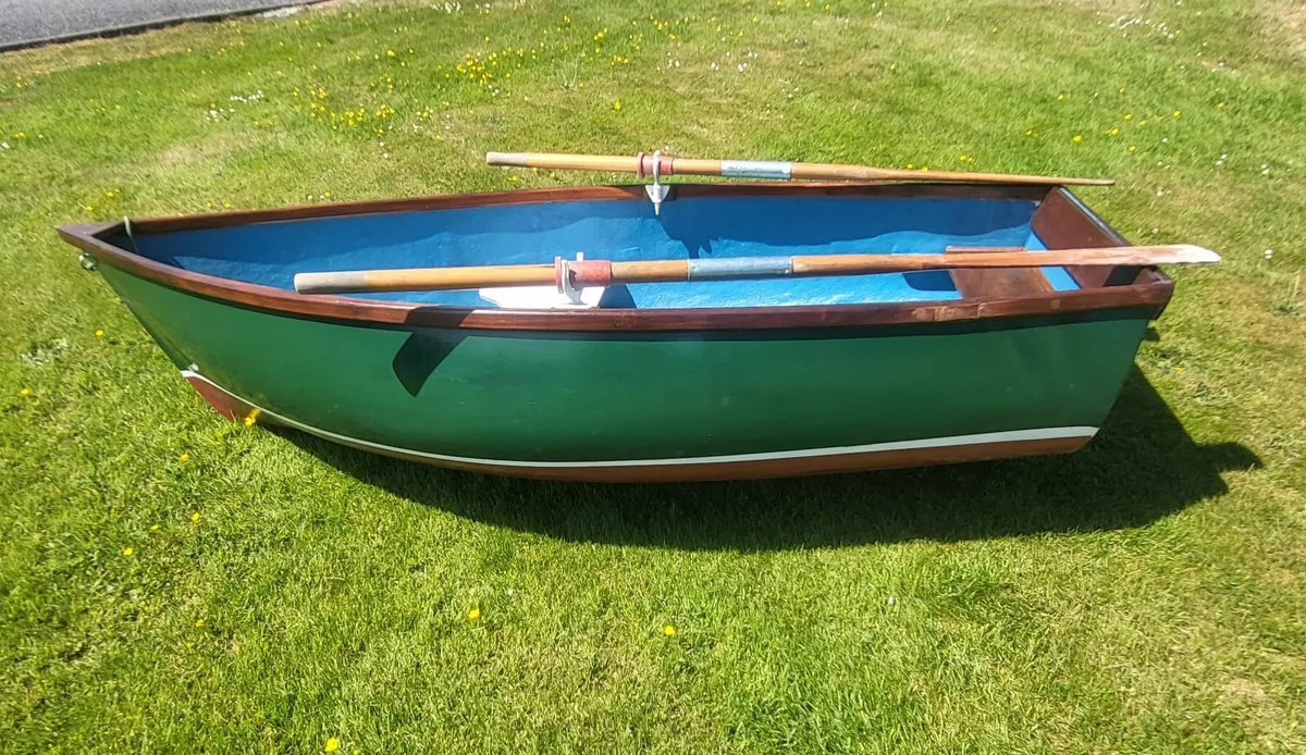 Punt for sale - Image 1