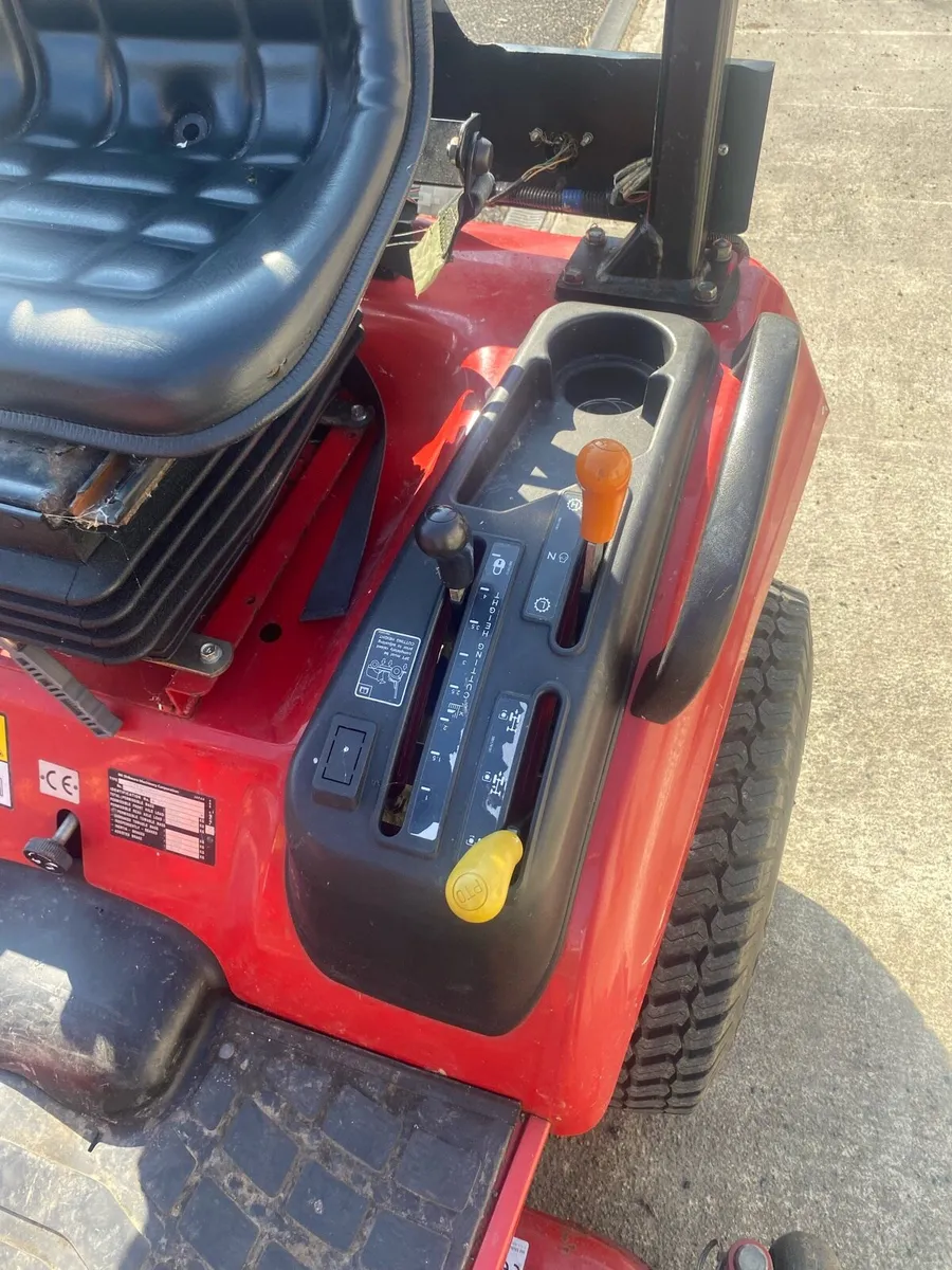 Shibaura Sx24 compact tractor - Image 4