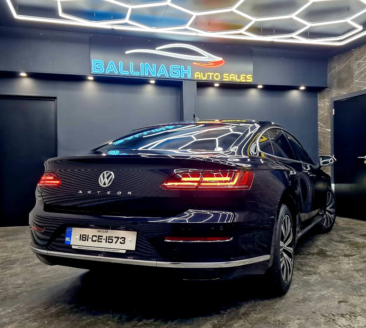 VOLKSWAGEN ARTEON ELEGANCE 2018 - Image 2