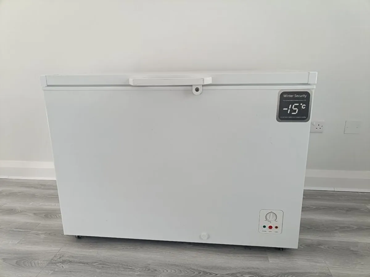 Freezer - Image 1