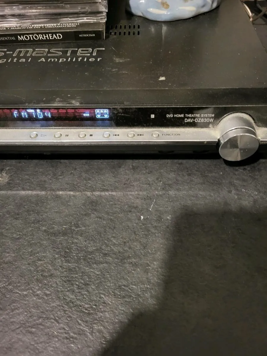 Sony radio ampl.good price 23 euro - Image 2