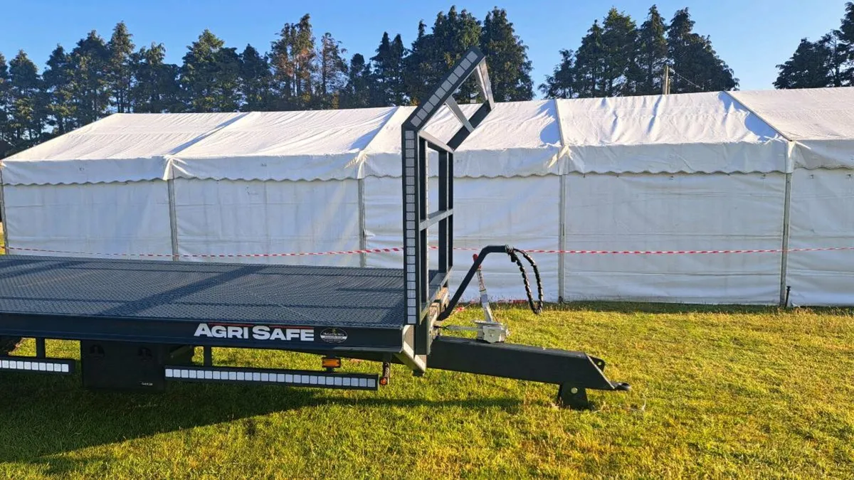 28ft Agrisafe Bale Trailer - Image 2