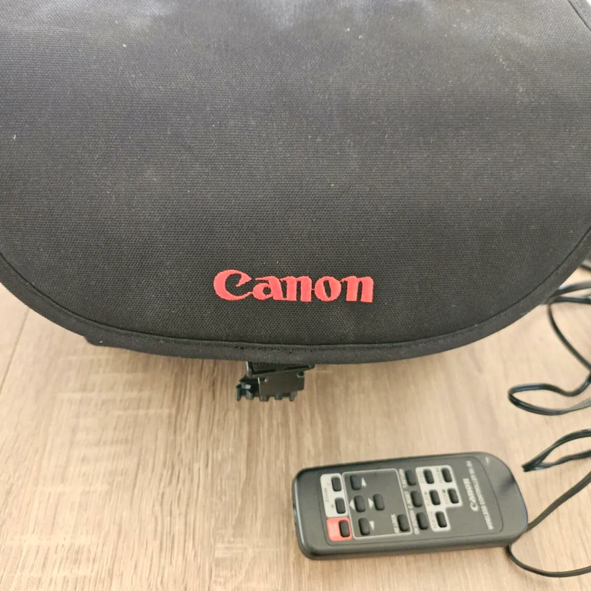 Canon camcorder - Image 4
