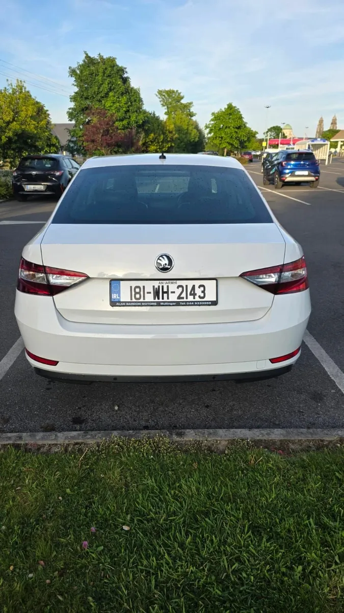 Skoda Superb 2018 - Image 4