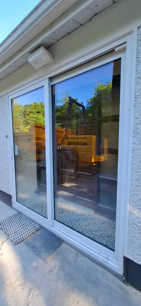 Sliding porch doors - Image 3