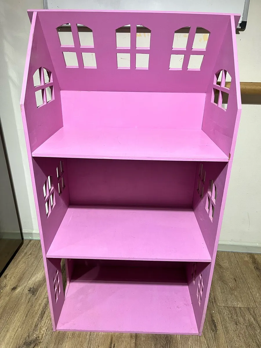 Wooden heavy doll house - Image 3