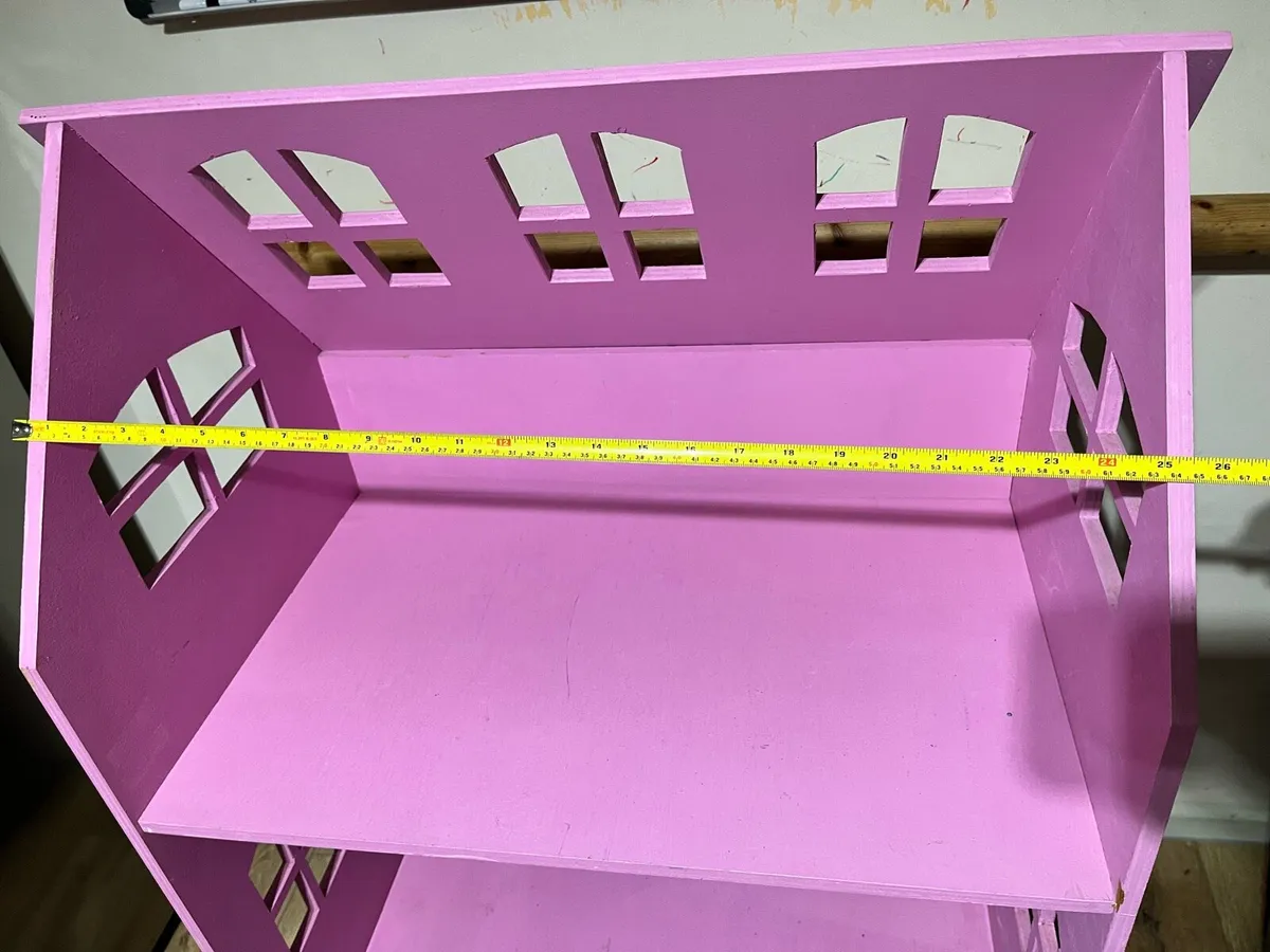 Wooden heavy doll house - Image 4