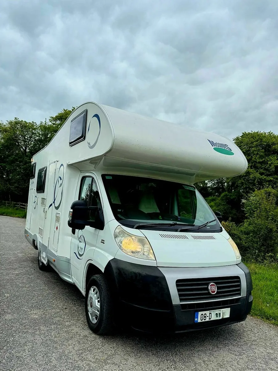 Motorhome - Image 2