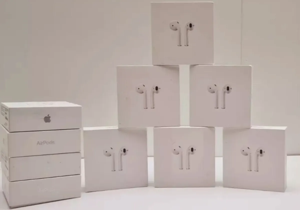 1:1 REPS Airpods Gen 2 Perfect Condition - Image 1