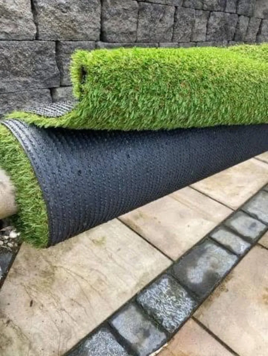 New 40MM artificial grass can be cut to size - Image 3