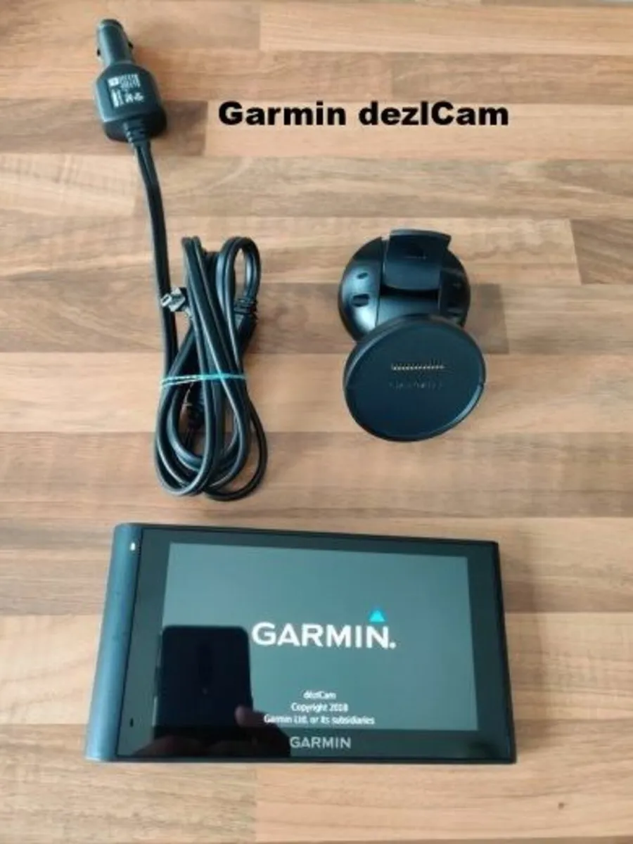 6-inch Garmin HGV sat nav with built-in Dashcam - - Image 1