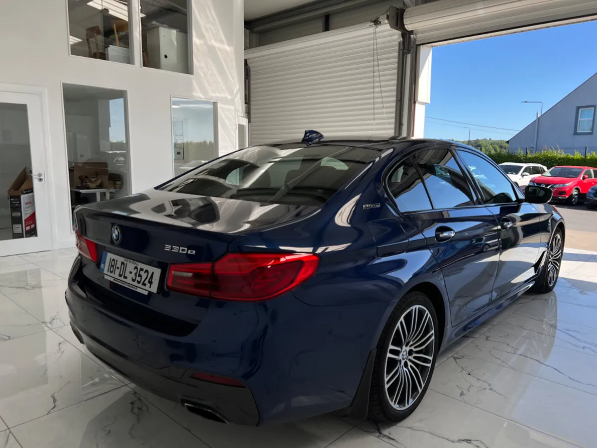 2018 BMW 5-Series M sport - Image 3