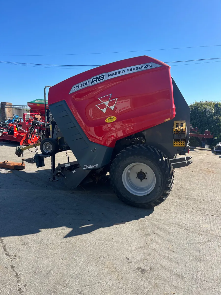 Massey Ferguson RB 3130F - Image 2