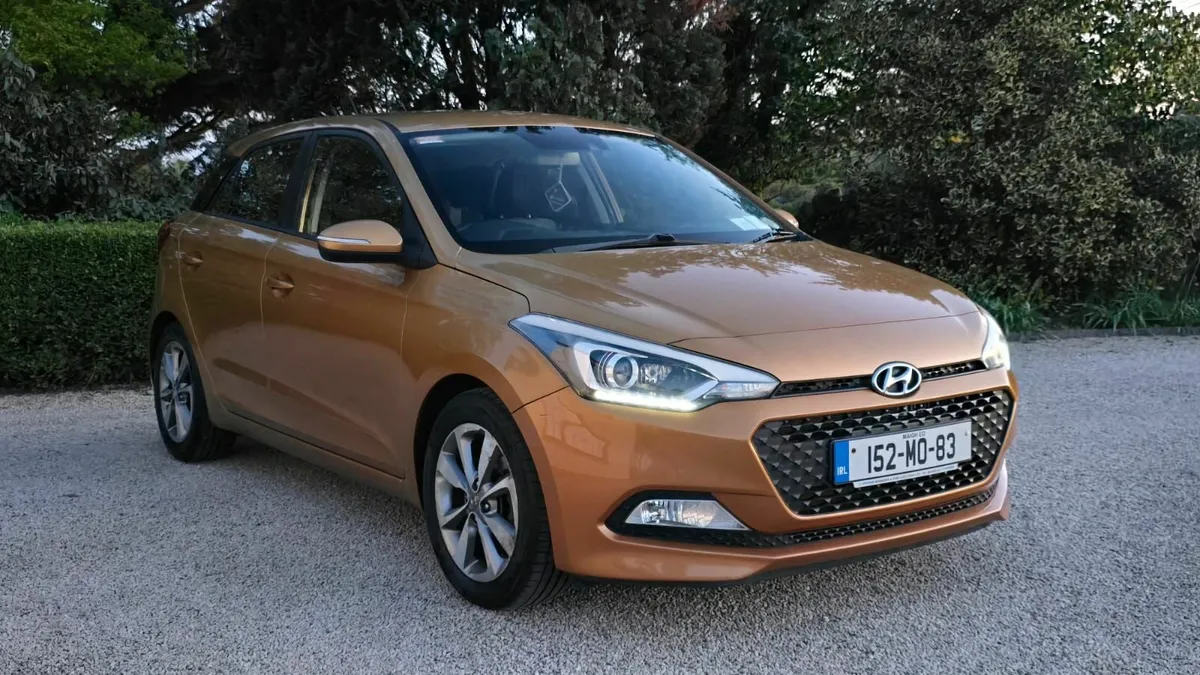Hyundai i20 2015 Deluxe 1.1 Diesel - Image 2