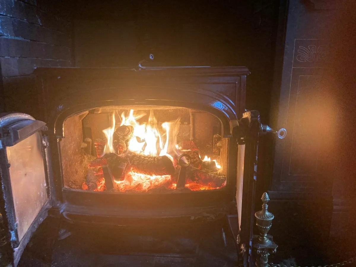 Stove - Image 2
