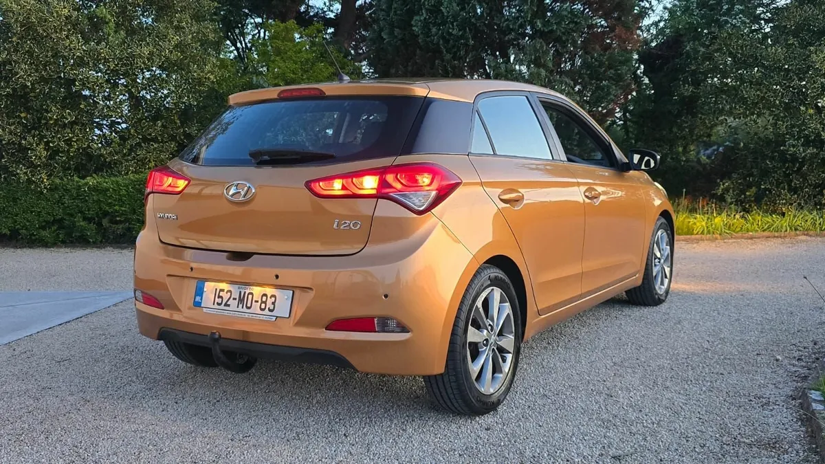 Hyundai i20 2015 Deluxe 1.1 Diesel - Image 4