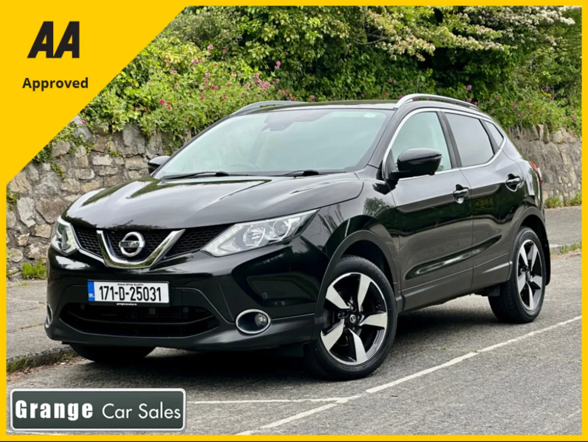 Nissan Qashqai Petrol Auto | Pan roof | Leather. - Image 1