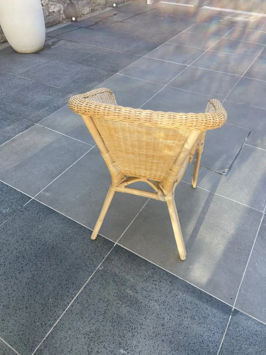 2 Wicker Chairs - Image 1