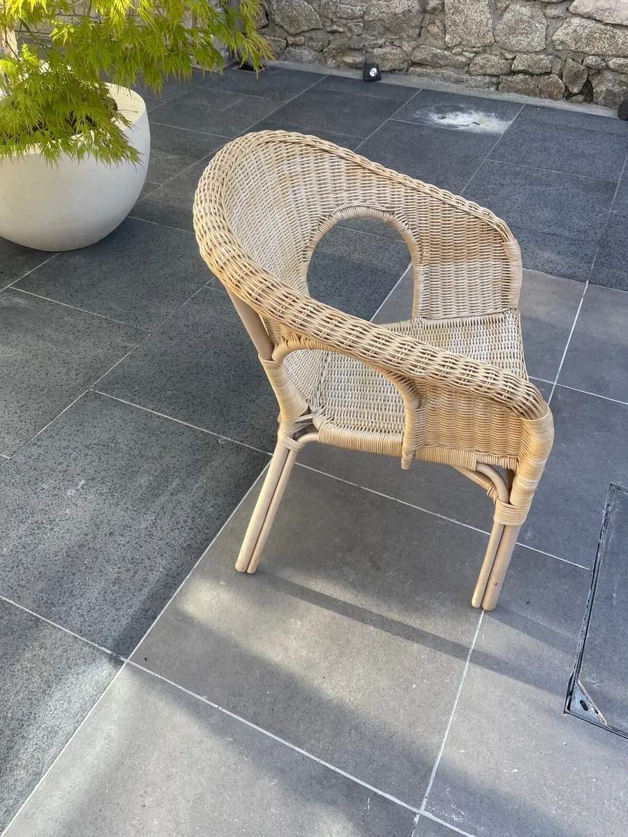 2 Wicker Chairs - Image 2