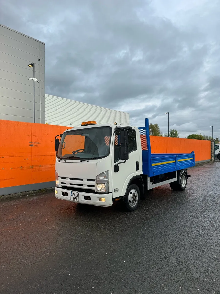 Isuzu tipper 3.5 ton - Image 1