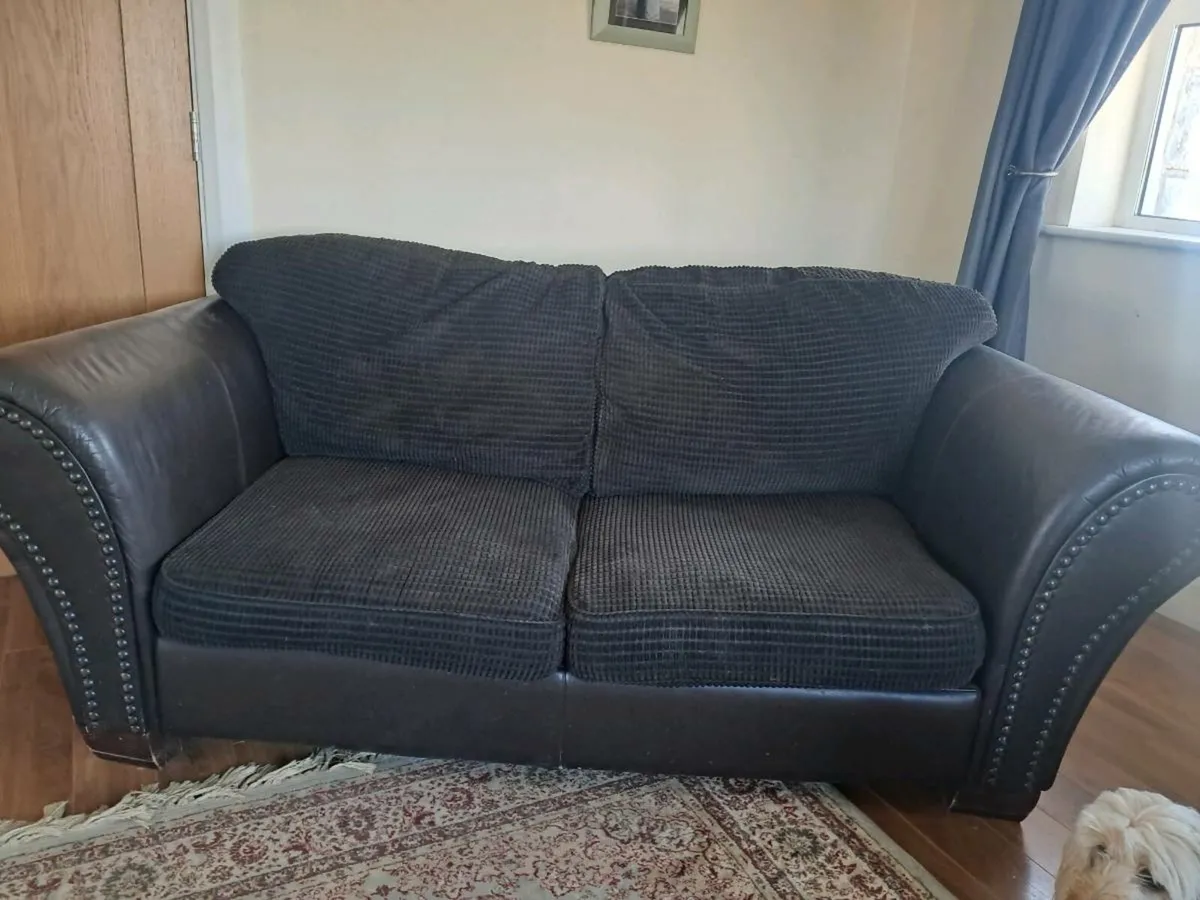 Couch - Image 3