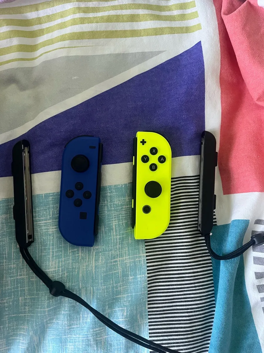 Nintendo Switch Smash bros edition - Image 2