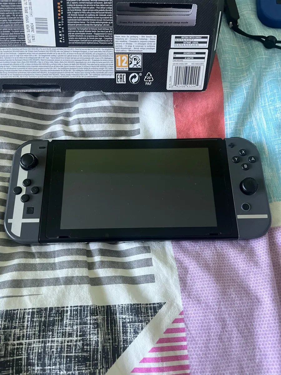 Nintendo Switch Smash bros edition - Image 3