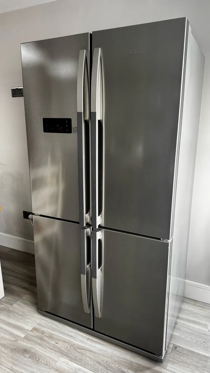 American Style Refrigerator - Image 1