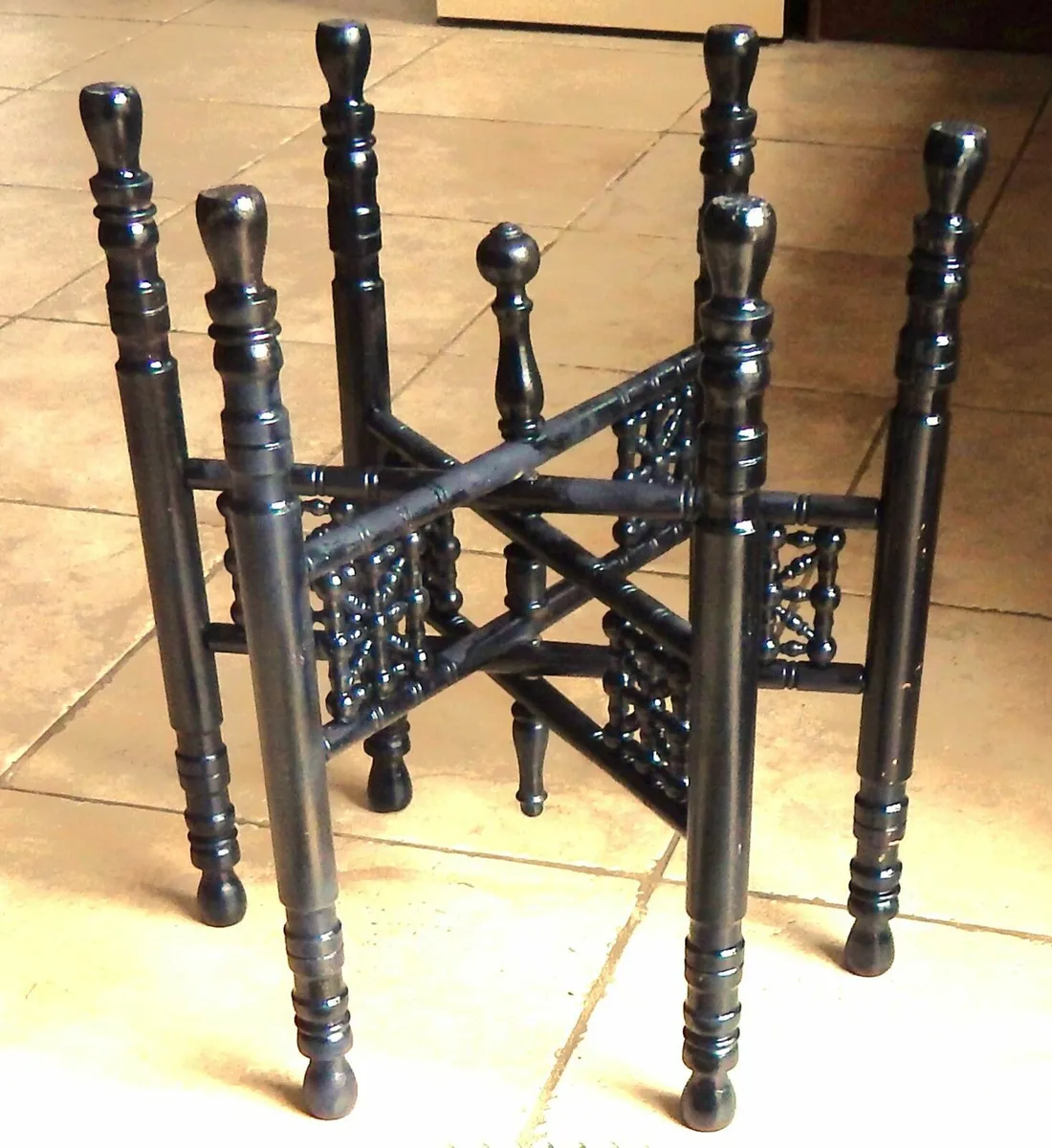 Vintage Middle Eastern Brass & Wood Tray Table - Image 4
