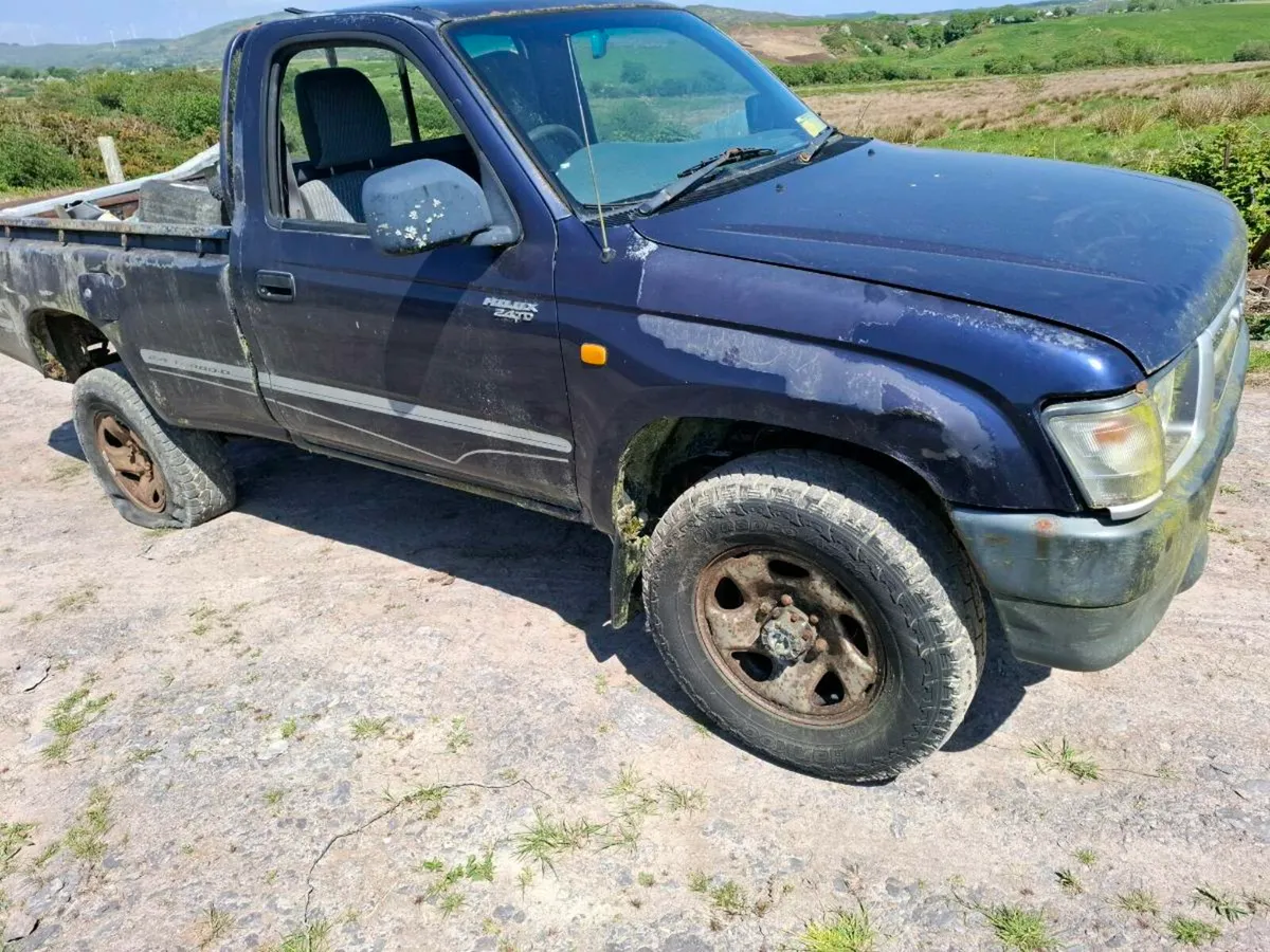 Toyota Hilux - Image 1