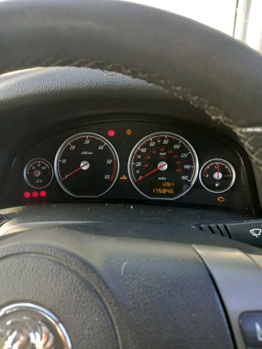 08 vauxhall vectra 1.9cdti - Image 3