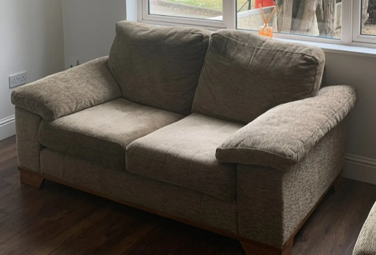 3 seater and 2 seater couch - Image 1