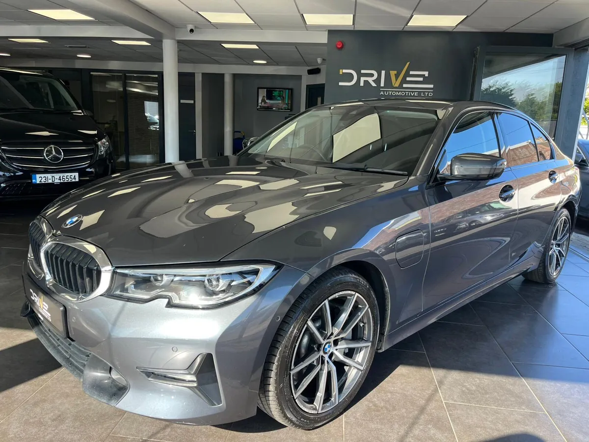 BMW 3-Series 2020 330E SPORT - Image 3