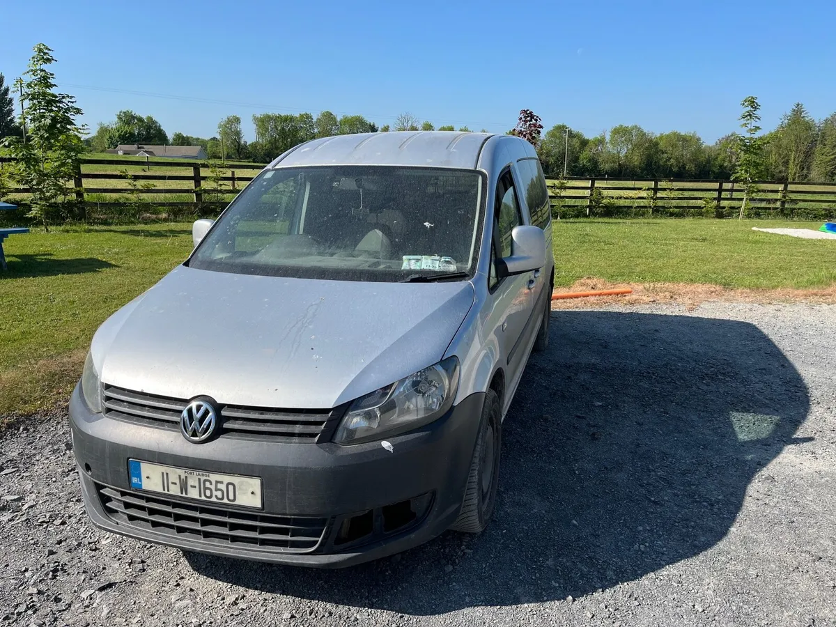Volkswagen Caddy Maxi Life 2011 - Image 2