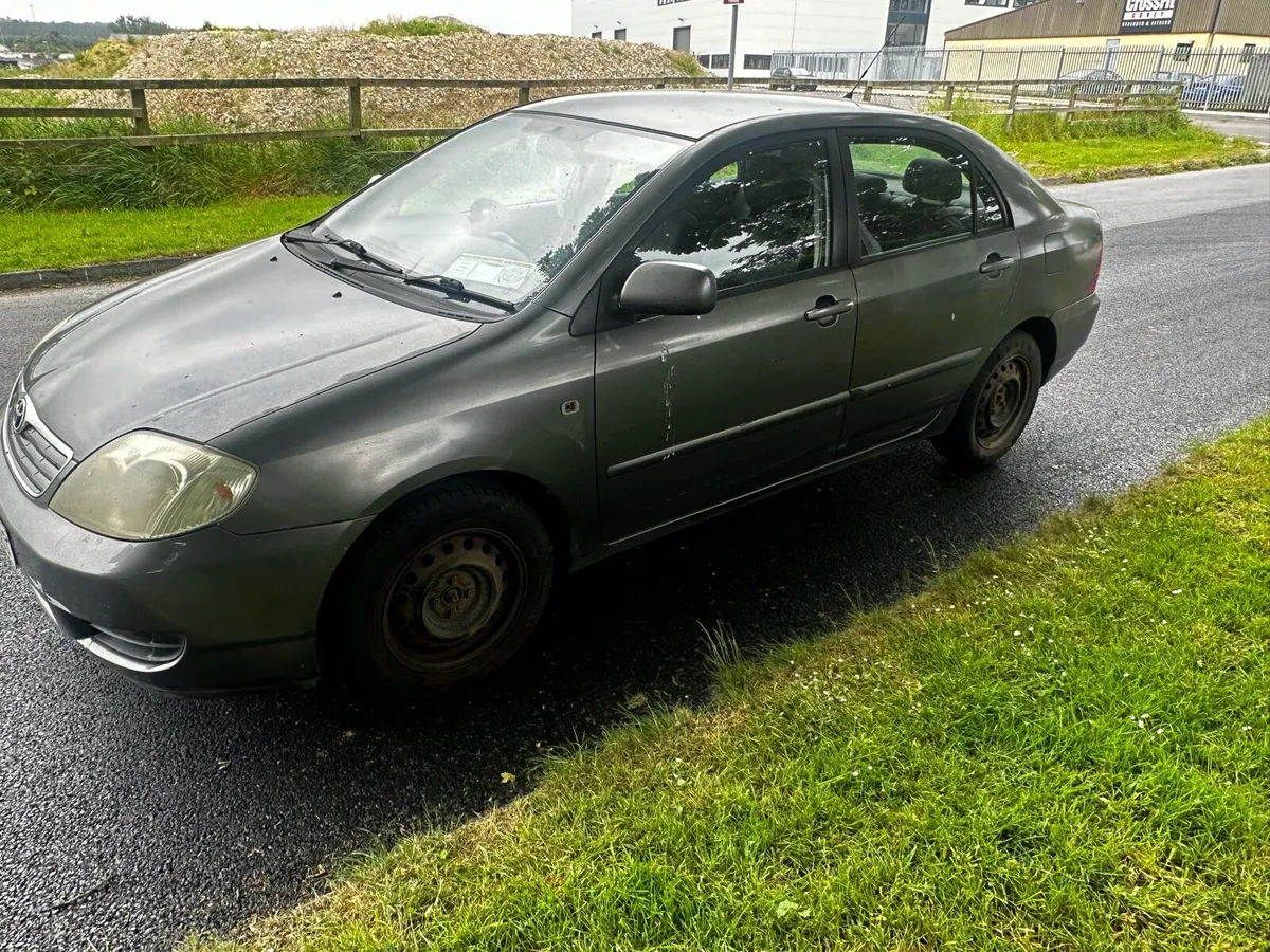 05 TOYOTA CROLLA NCT & TAX - Image 2