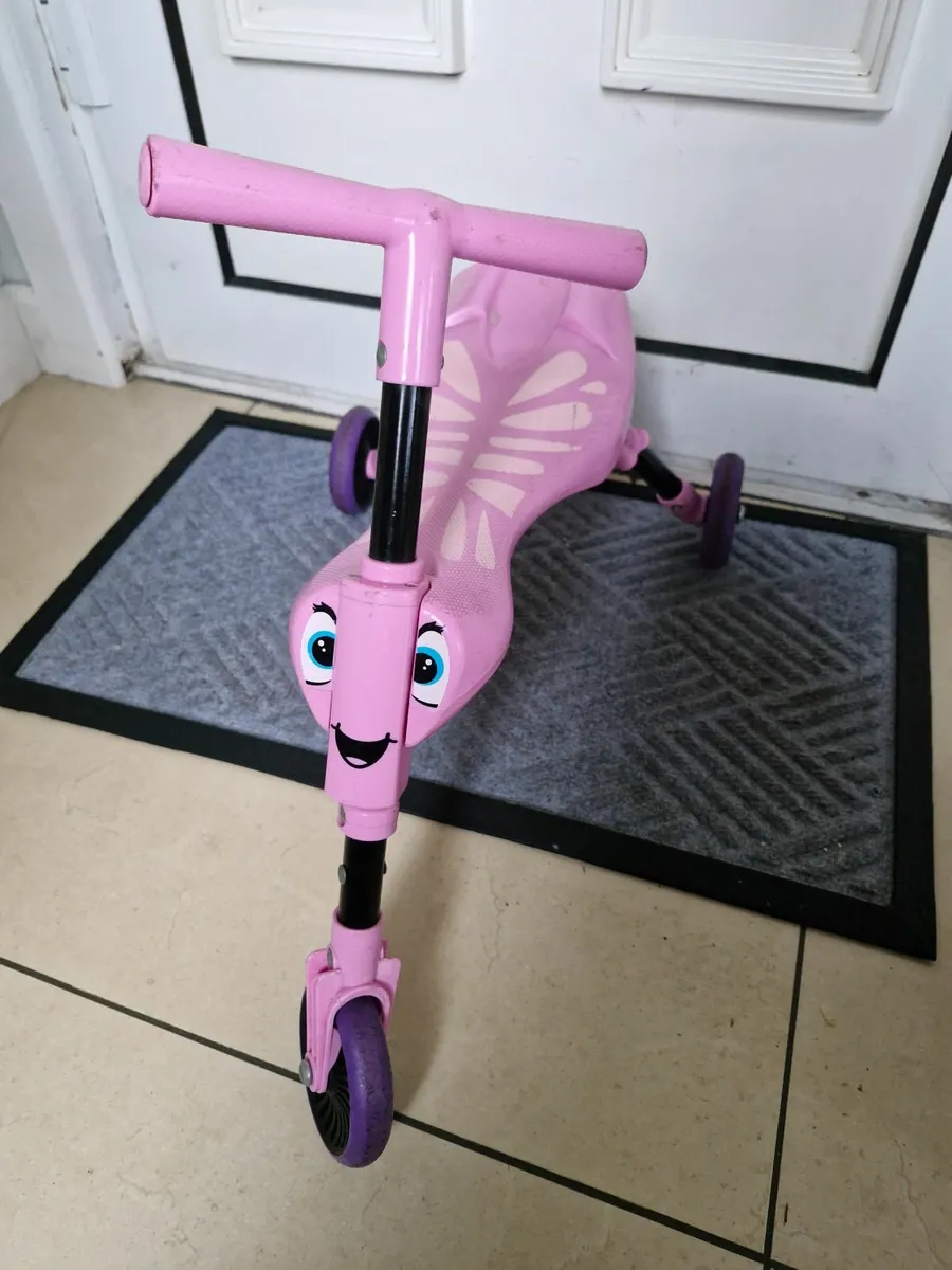 Pink Scuttlebug & Blue Scooter - Image 1