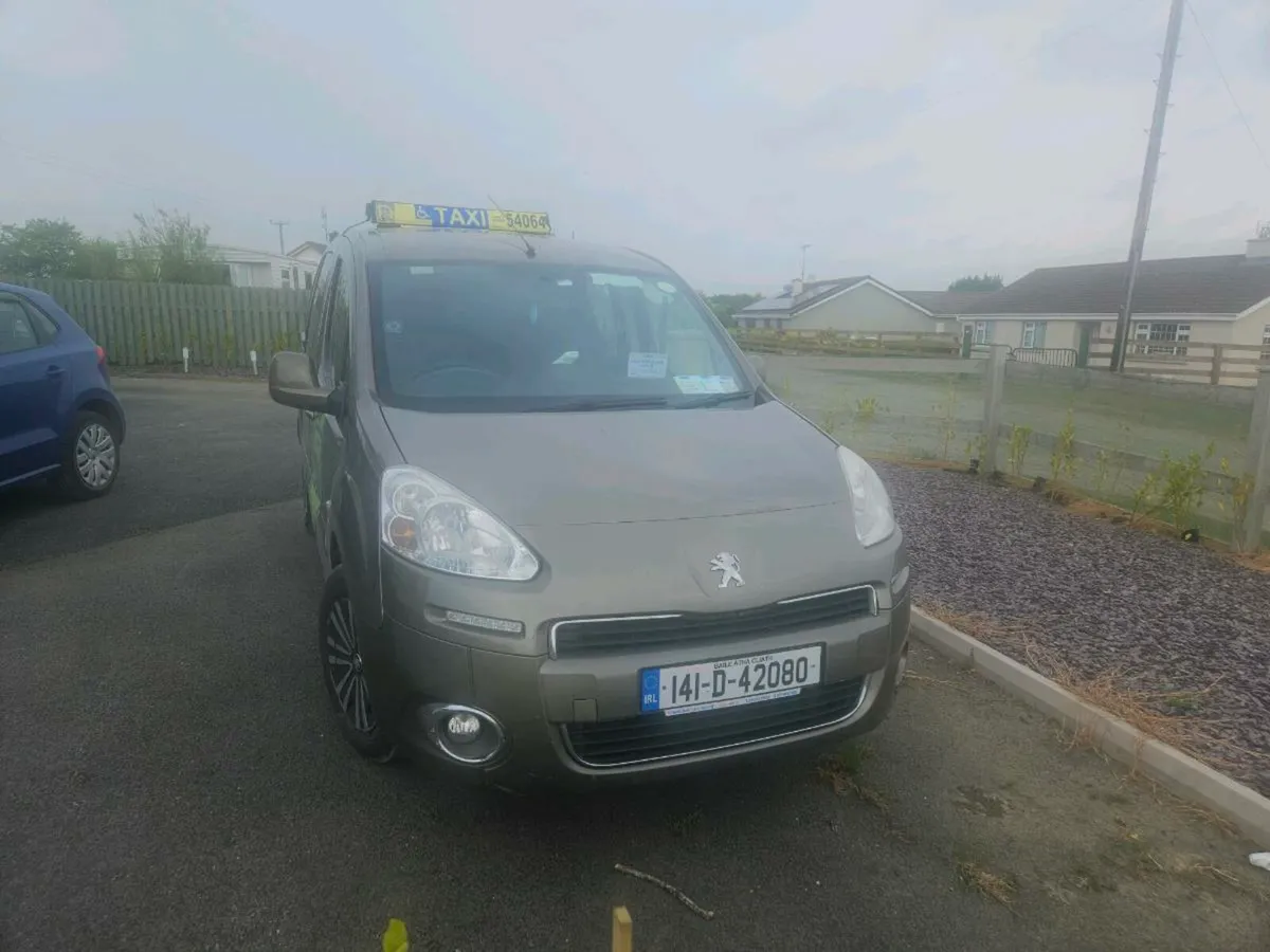 Taxi For Hire - Image 1